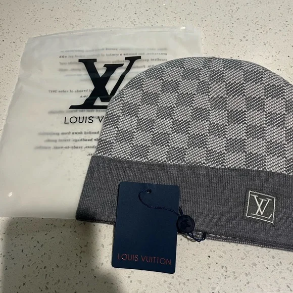 Louis Vuitton Gray Checker Knit Beanie with LV Plaque - Picture 2 of 4
